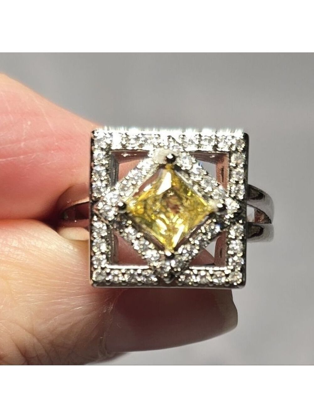 Elegant Yellow and Silver Diamond Ring